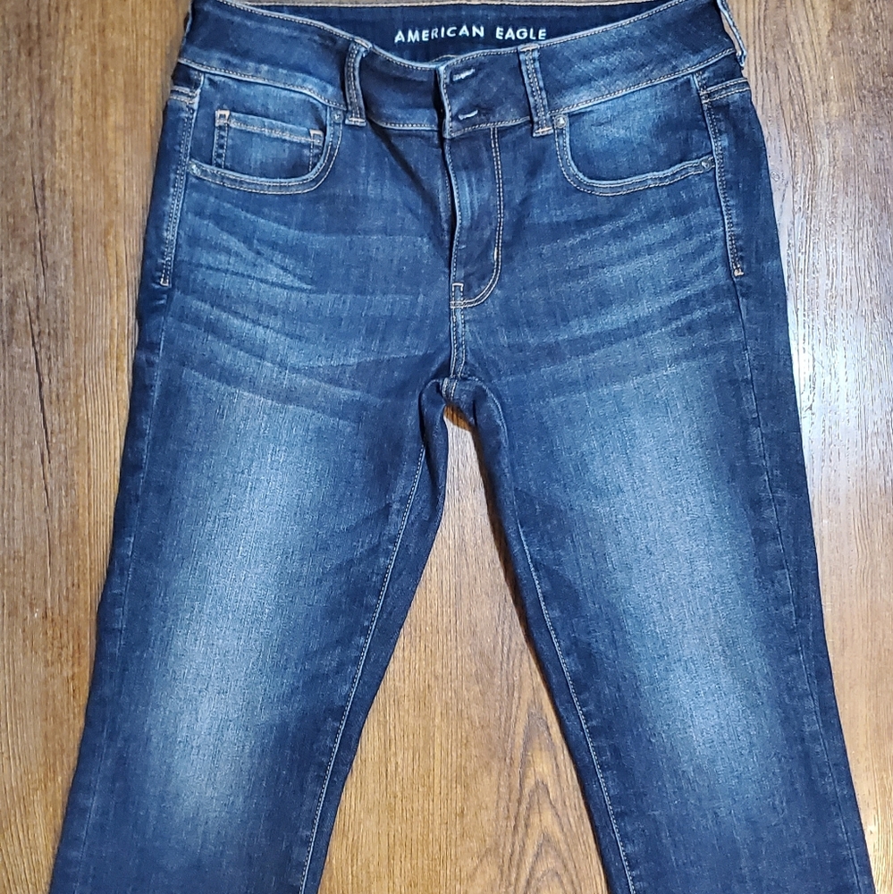 American Eagle cropped jeans